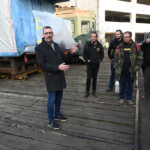 Greeting behind the old depot with ABi 4418 under tarpaulins and the foreign BDe 4/4 1632 which only uses one parking space