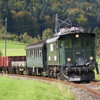 © Thomas Hollenstein
Kurz vor Bäretswil ist die Be 4/4 15 mit einem GmP unterwegs Be 4/4 15