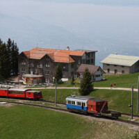 © Peter Hürzeler
Beide Fotozüge vereint auf einem Bild - bei Rigi Staffel. Fotozüge SGEG