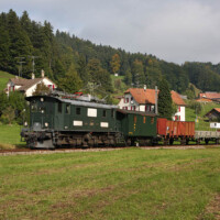 © Peter Hürzeler
Der elektrisch bespannte Dienstzug vom Vormittag bei Neuthal. Dienstzug