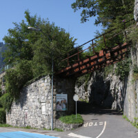 © Peter Hürzeler
die noch erhaltene Brücke der BrMB kurz nach der Talstation in Brunnen. Brücke der BrMB