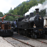 © Peter Hürzeler
Das Zugpferd im ersten Teil - die SMB Ec 4/5 11 - genehmigt sich eine Zwischenverpflegung in Form von Kohle. SMB Ec 4/5 11