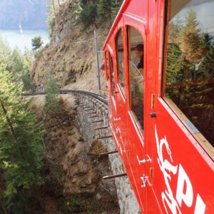 © Roman Müller Unterwegs zur Mittelstation Aemsigen. Unterwegs zur Mittelstation Aemsigen
